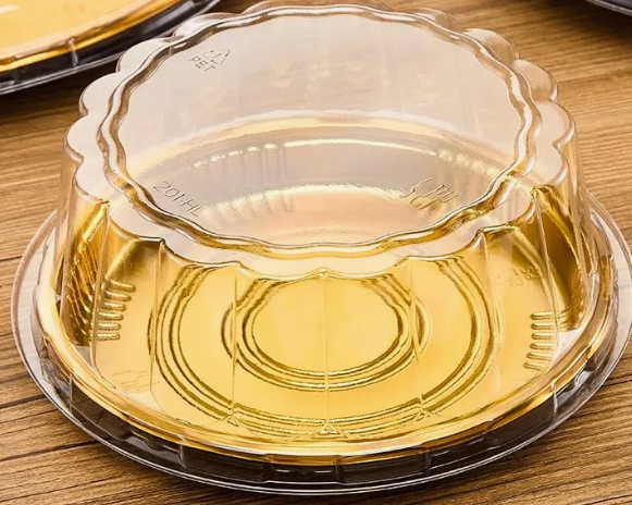 Adakah bekas makanan plastik memberikan kestabilan tindanan yang lebih baik dalam peti sejuk berbanding reka bentuk bekas segi empat tepat yang serupa?